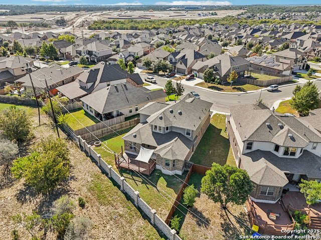 Image 44 of 49 For 1902 Sirius Grove