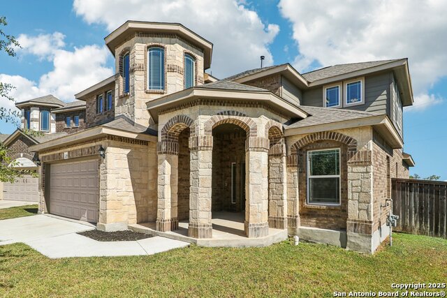 Image 5 of 49 For 1902 Sirius Grove