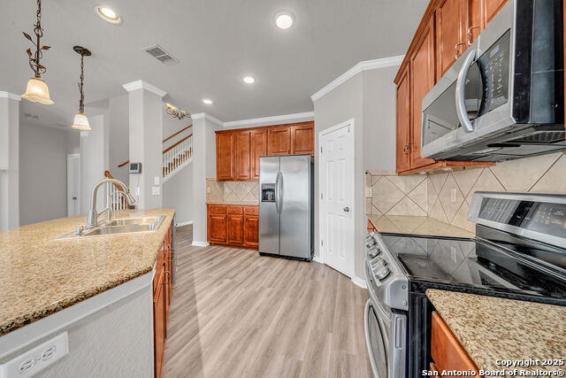 Image 15 of 27 For 1206 Murray Winn