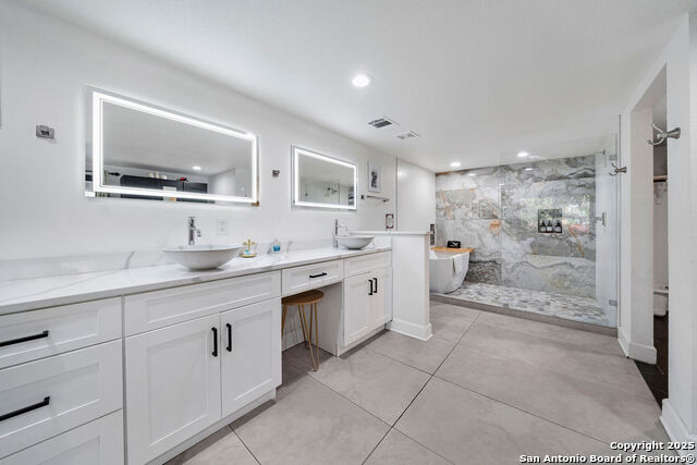 Image 30 of 34 For 767 Myrtle  