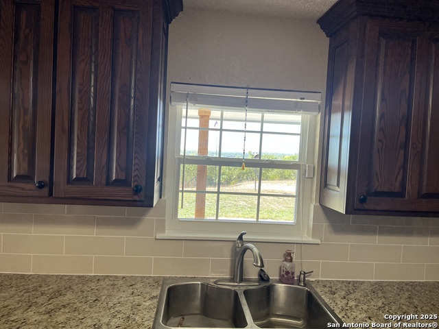 Listing photo id 18 for 218 Ranch Circle