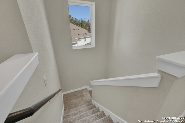 Image 24 of 41 For 15418 Ivory