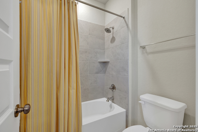 Image 31 of 41 For 15418 Ivory