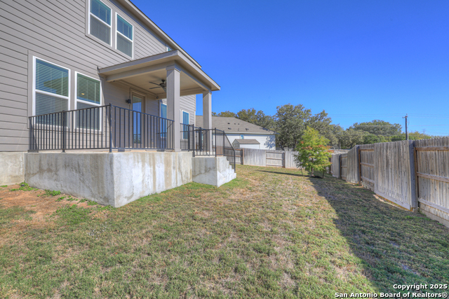 Image 40 of 41 For 15418 Ivory