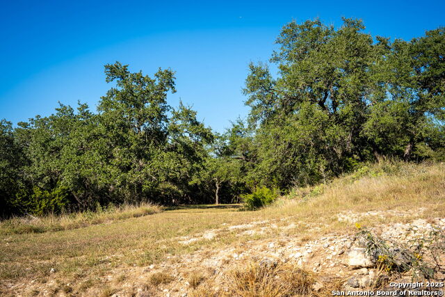 Listing photo id 19 for 708 Malaga  