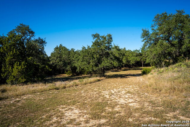 Listing photo id 27 for 708 Malaga  