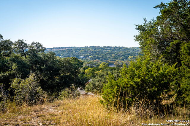 Listing photo id 32 for 708 Malaga  