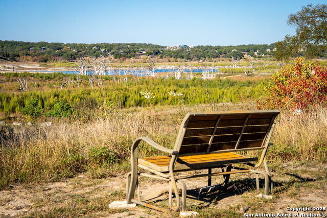 Listing photo id 43 for 708 Malaga  