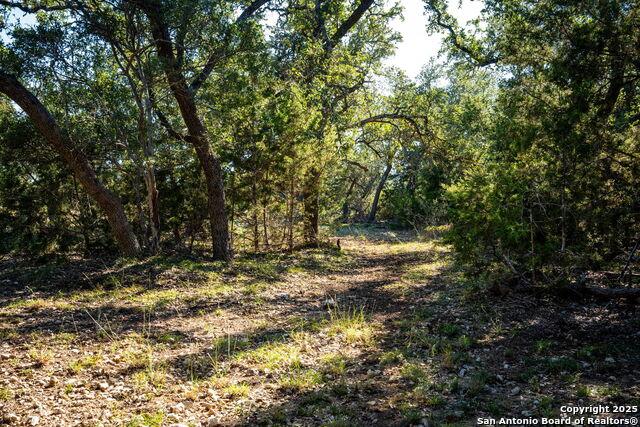 Listing photo id 7 for 708 Malaga  