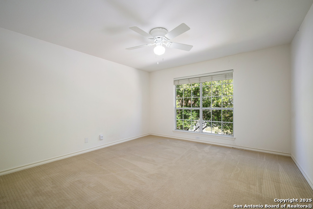 Image 36 of 70 For 10 Thornhurst