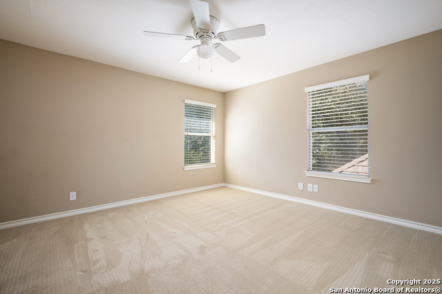 Image 38 of 70 For 10 Thornhurst