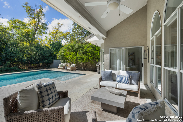 Image 43 of 70 For 10 Thornhurst