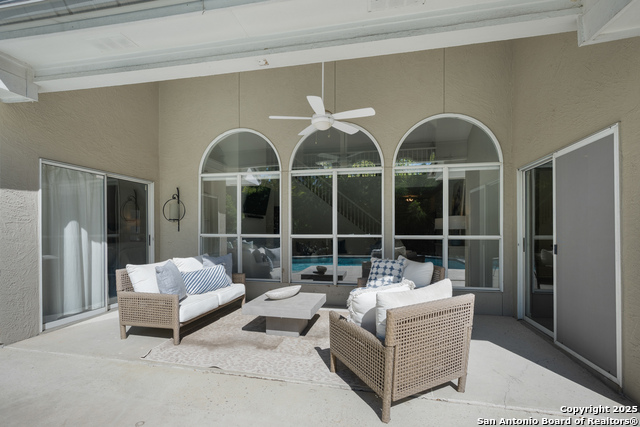 Image 44 of 70 For 10 Thornhurst