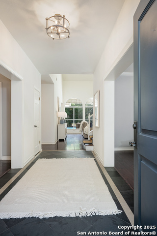 Image 5 of 70 For 10 Thornhurst