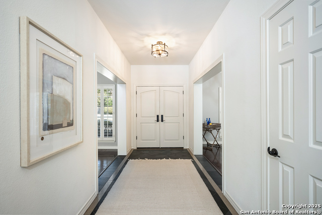 Image 6 of 70 For 10 Thornhurst