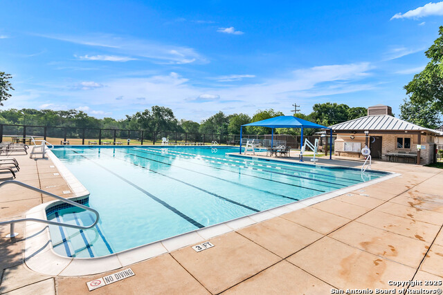 Image 60 of 70 For 10 Thornhurst