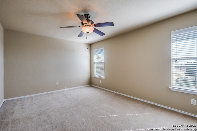 Listing photo id 17 for 11638 Valley Garden