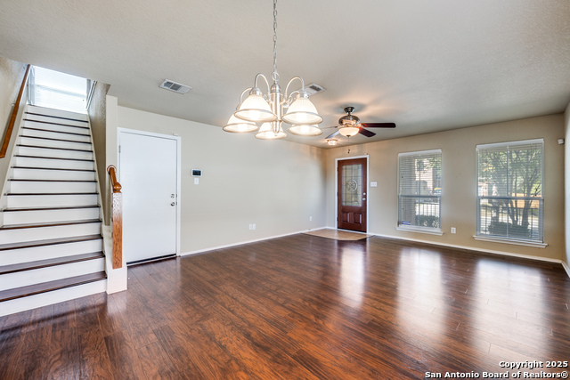 Listing photo id 2 for 11638 Valley Garden