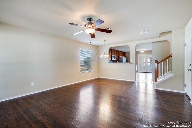 Listing photo id 3 for 11638 Valley Garden