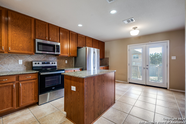 Listing photo id 6 for 11638 Valley Garden