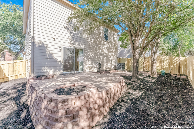 Image 24 of 25 For 10154 Figaro Cyn