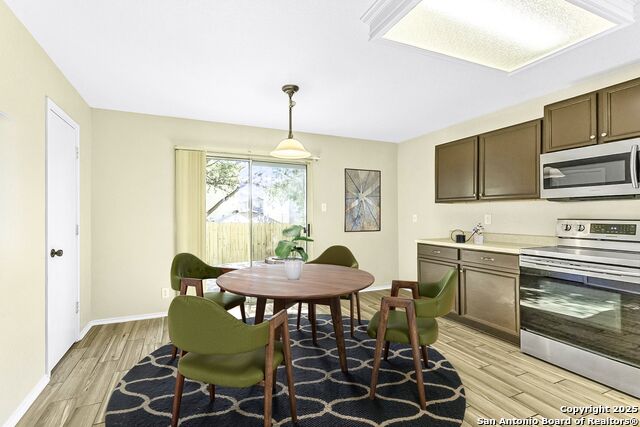 Image 7 of 25 For 10154 Figaro Cyn