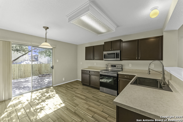 Image 8 of 25 For 10154 Figaro Cyn