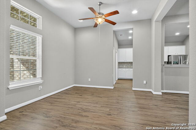 Image 16 of 39 For 9743 Monken  