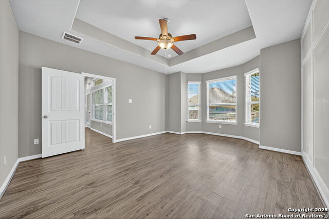 Image 19 of 39 For 9743 Monken  