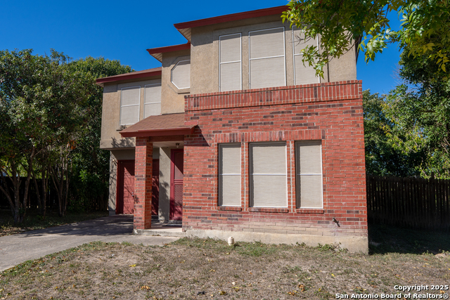 Image 2 of 16 For 11 Viaduct Post