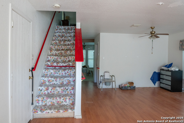 Image 7 of 16 For 11 Viaduct Post