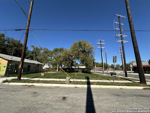 Image 5 of 6 For 621 Roosevelt