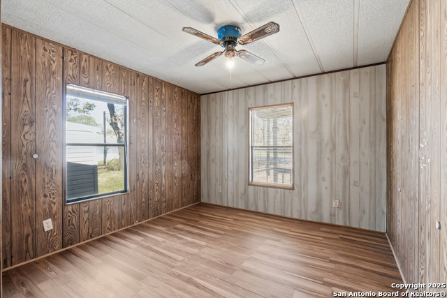 Image 17 of 53 For 142 Lost Springs