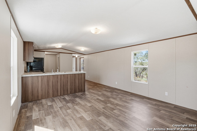 Image 25 of 53 For 142 Lost Springs