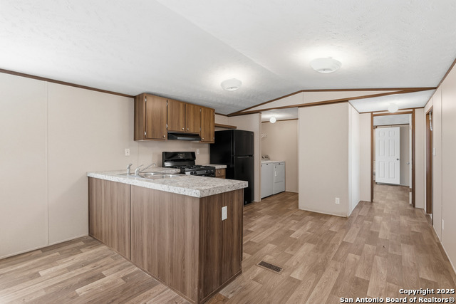 Image 26 of 53 For 142 Lost Springs