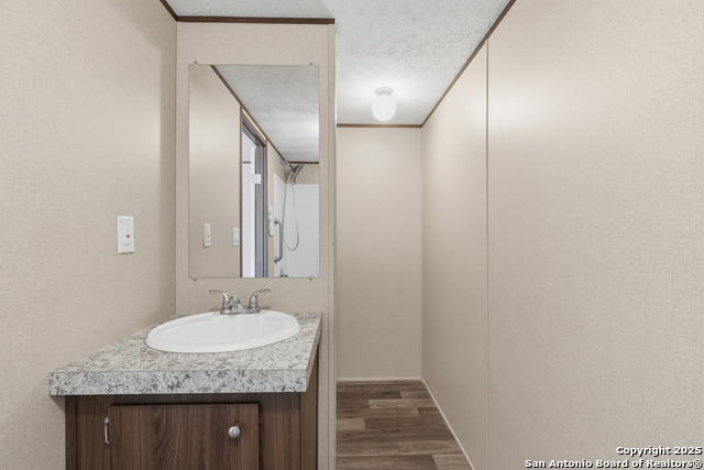 Image 30 of 53 For 142 Lost Springs