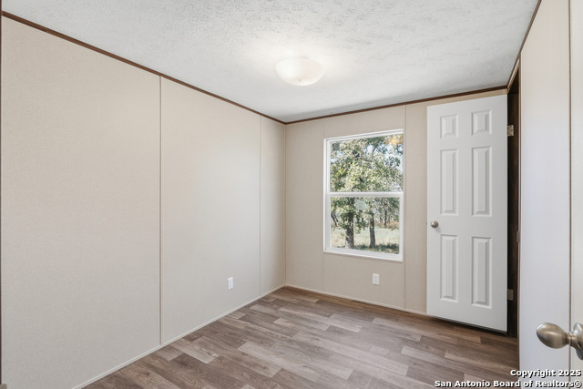 Image 32 of 53 For 142 Lost Springs