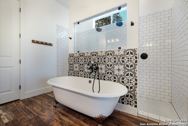 Image 21 of 41 For 14460 Santa Loma