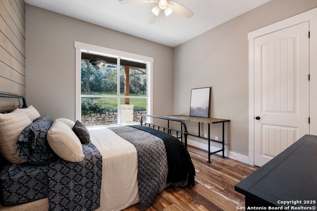 Image 22 of 41 For 14460 Santa Loma