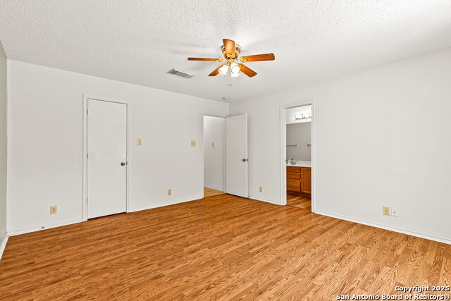 Image 14 of 25 For 11211 Sutton Pl