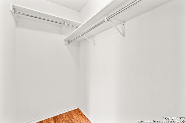 Image 16 of 25 For 11211 Sutton Pl