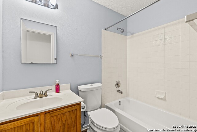 Image 20 of 25 For 11211 Sutton Pl