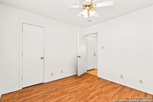 Image 21 of 25 For 11211 Sutton Pl