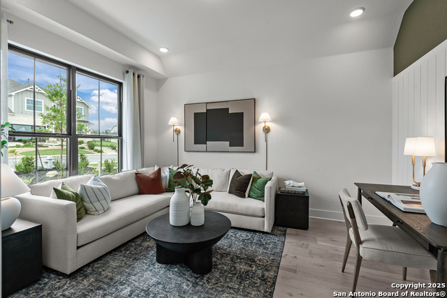 Image 4 of 32 For 1335 Hallettsville