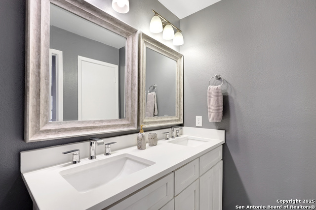 Image 15 of 25 For 8907 Athens