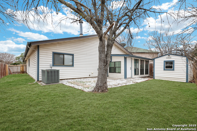 Image 25 of 25 For 8907 Athens