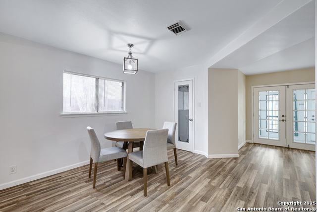 Image 6 of 25 For 8907 Athens