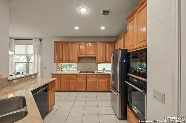 Listing photo id 11 for 223 Garden Hill