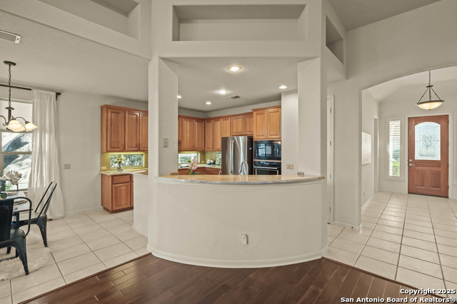 Listing photo id 14 for 223 Garden Hill