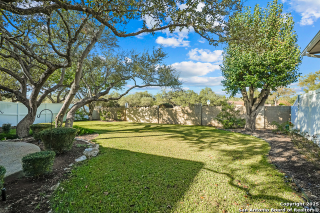 Listing photo id 28 for 223 Garden Hill